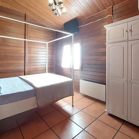 Lovely In With Swimming Pool Holiday home *